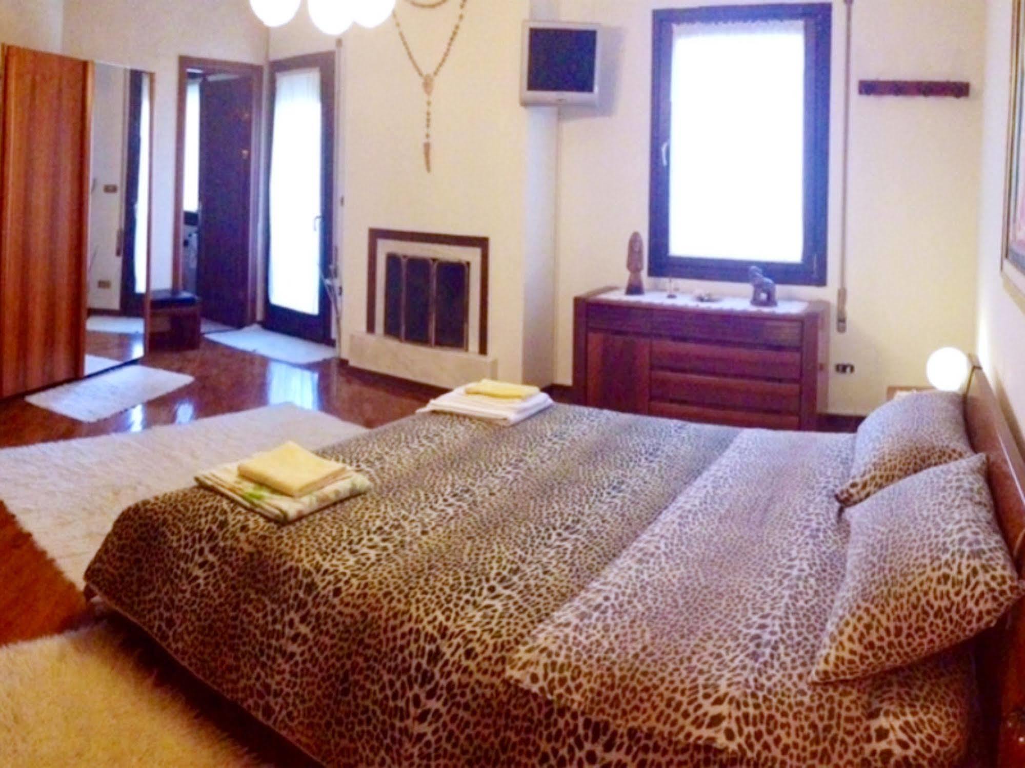 B&B Le Tre Grazie San Martino di Lupari Экстерьер фото