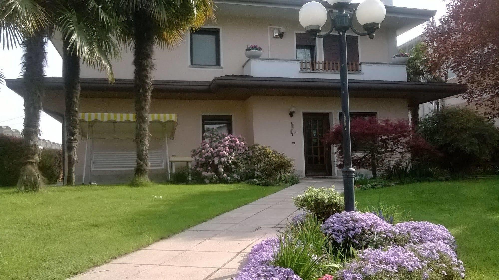 B&B Le Tre Grazie San Martino di Lupari Экстерьер фото